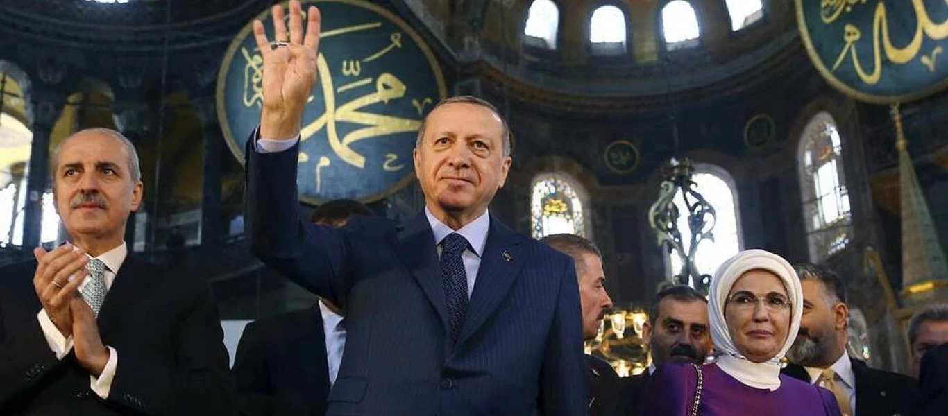 Ρ.Τ.Ερντογάν: «Καταφέραμε να αποκαταστήσουμε την πρέπουσα λειτουργία του τεμένους»